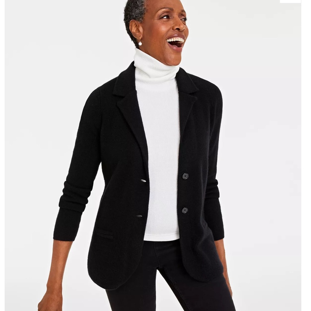 NWOT Charter Club Luxury Cashmere black blazer/sweater